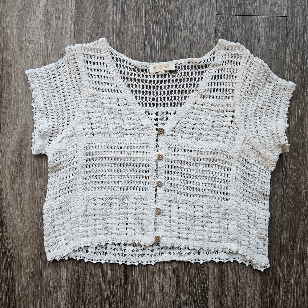 Rebellion Again Cream Crochet Knit Button Front Cropped Top Womens Large Cotton